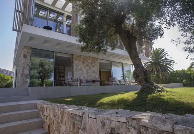 La Perla - exterior2Copiar